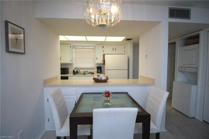 600 Neapolitan WAY # 230, NAPLES FL 34103