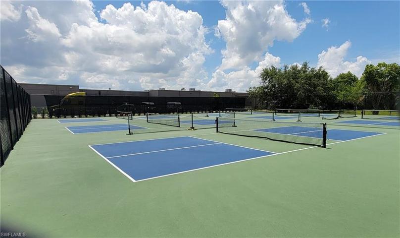 600 Neapolitan WAY # 230, NAPLES FL 34103