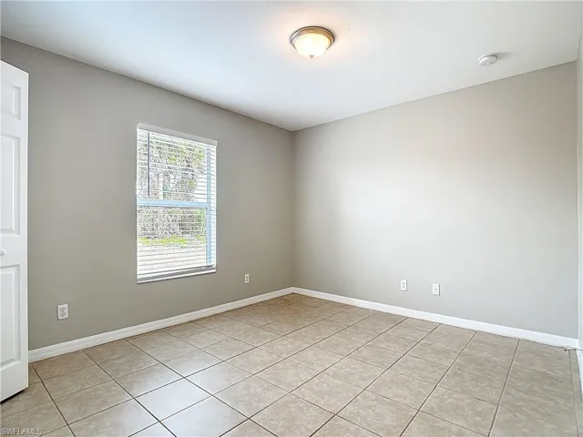 4034  29th SW ST, Lehigh Acres, FL 33976