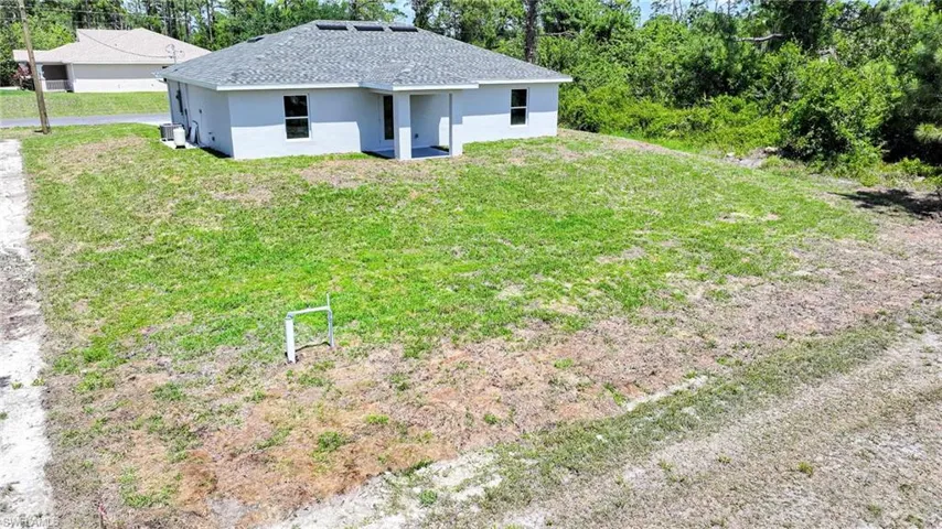 Large Back Yard, Great For Pets Or Children!