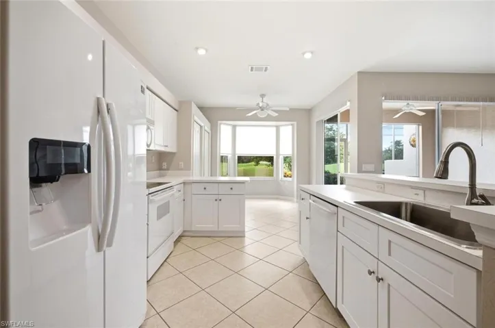 1672 Morning Sun Ln D22, Naples, Florida 34119