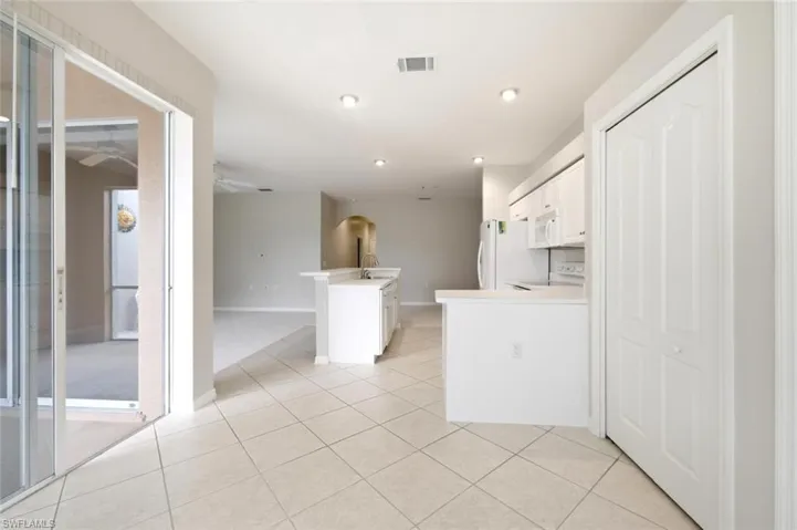 1672 Morning Sun Ln D22, Naples, Florida 34119