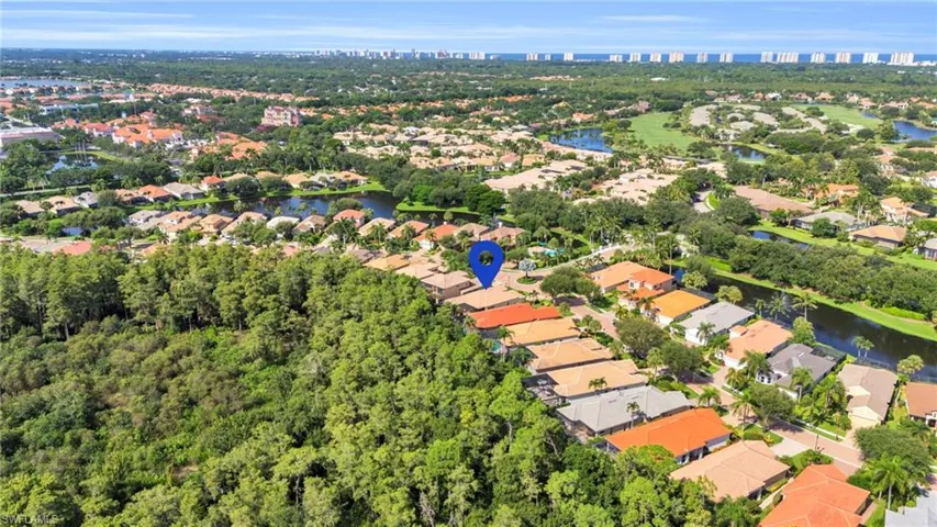 9226  Troon Lakes  DR, Naples, FL 34109