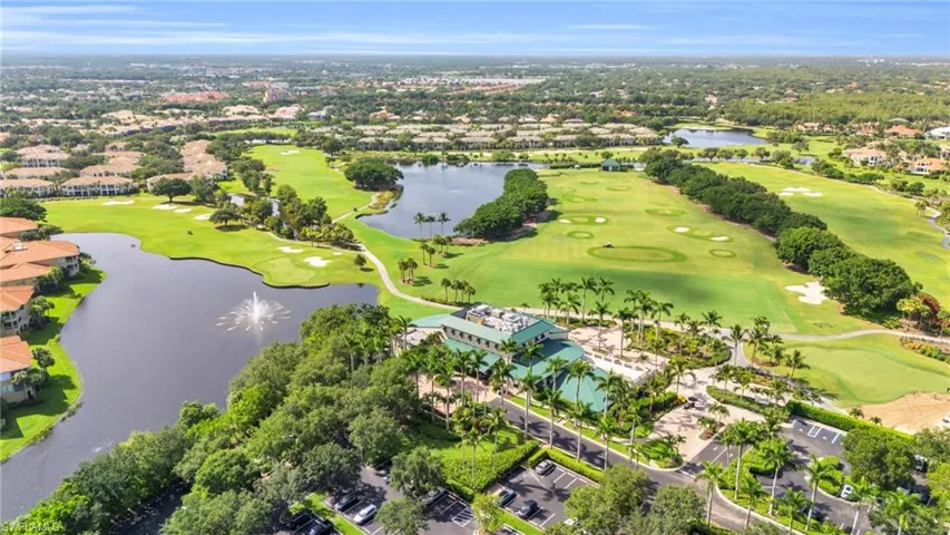 9226  Troon Lakes  DR, Naples, FL 34109