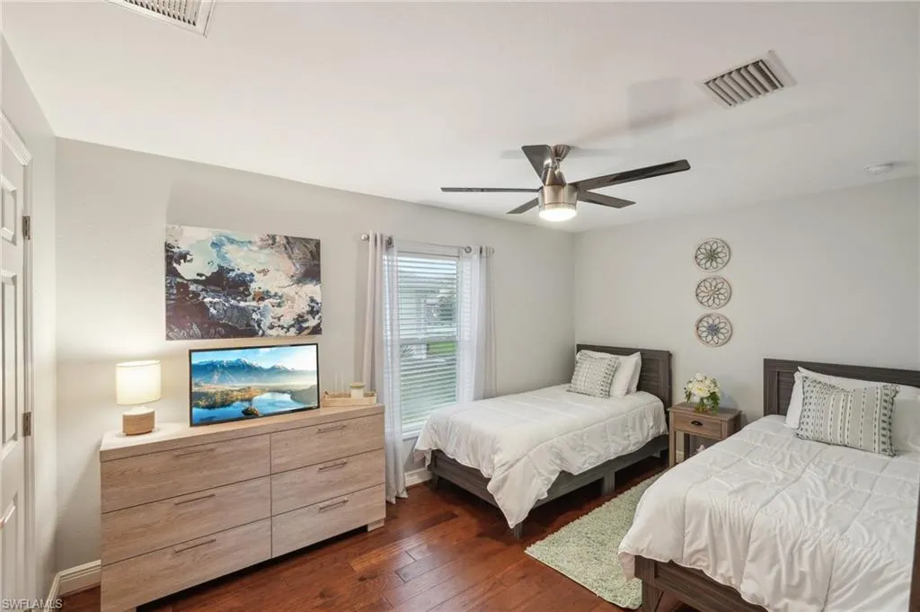 3717 Agualinda BLVD, Cape Coral, FL 33914,225063746