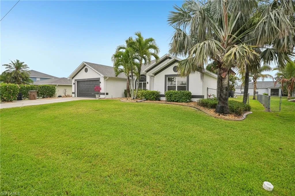 3717 Agualinda BLVD, Cape Coral, FL 33914,225063746