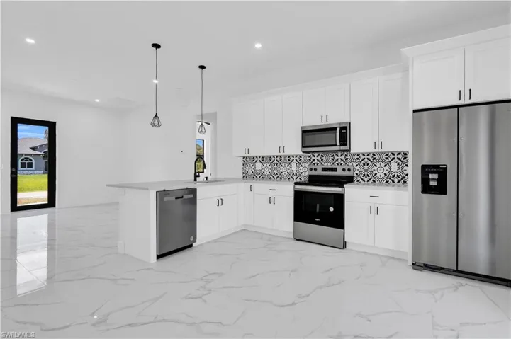 179  Thornton S AVE, Lehigh Acres, FL 33974