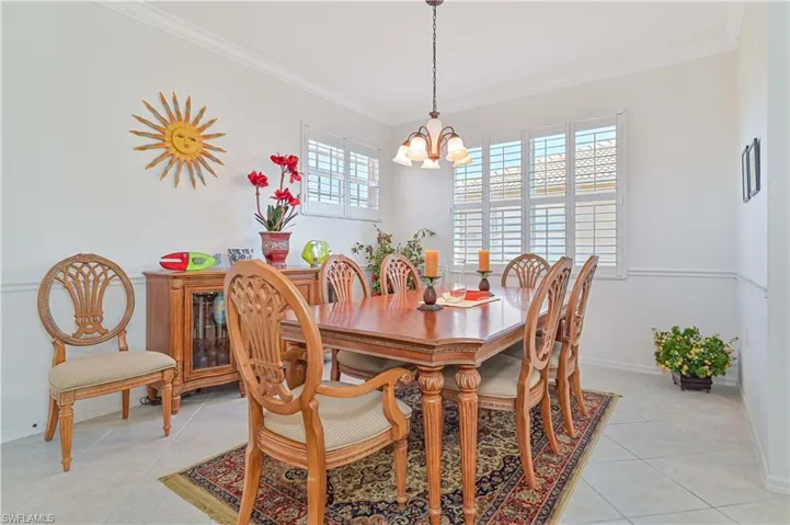 3884  Forest Glen  BLVD, Naples, FL 34114