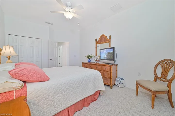 3884  Forest Glen  BLVD, Naples, FL 34114