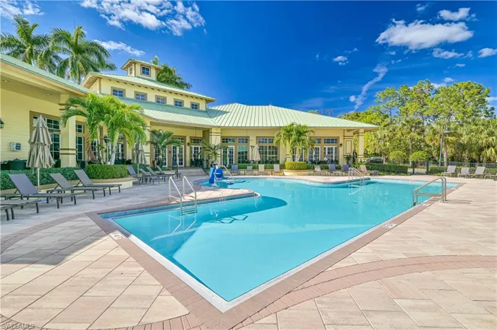 3884  Forest Glen  BLVD, Naples, FL 34114