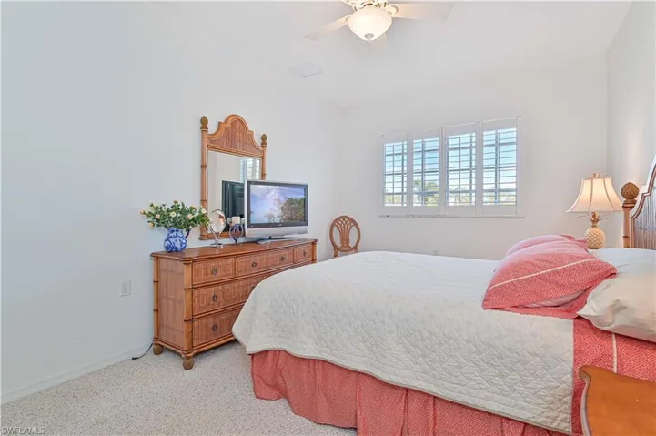 3884  Forest Glen  BLVD, Naples, FL 34114