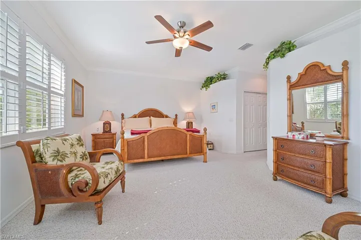 3884  Forest Glen  BLVD, Naples, FL 34114