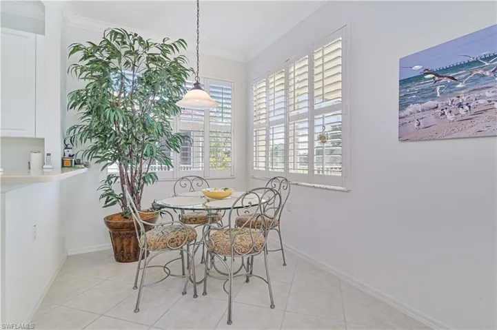 3884  Forest Glen  BLVD, Naples, FL 34114