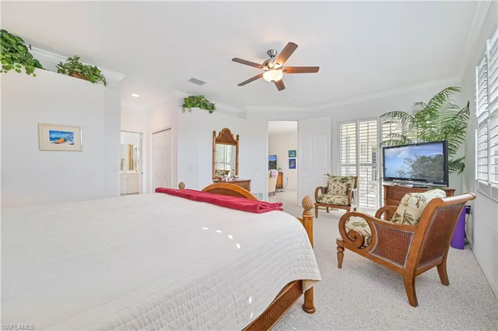 3884  Forest Glen  BLVD, Naples, FL 34114