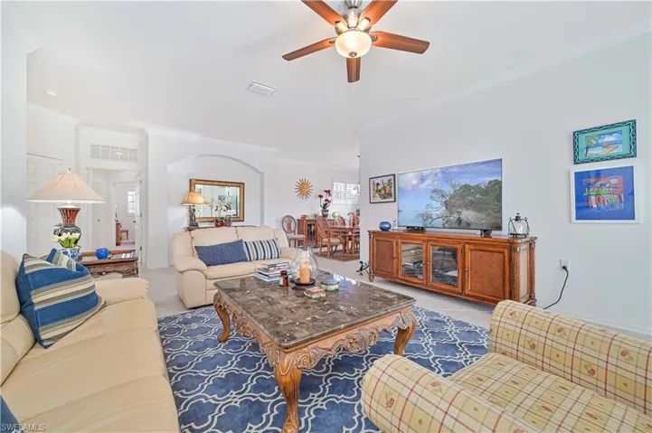 3884  Forest Glen  BLVD, Naples, FL 34114