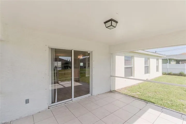 3816 SW 8th  PL, Cape Coral, FL 33914