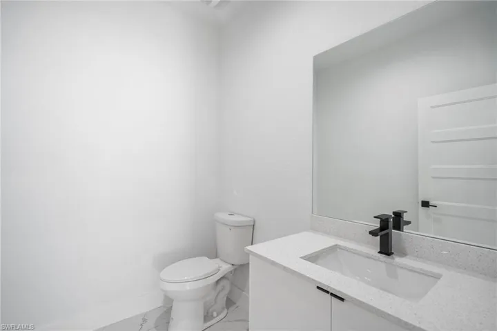 700 W 7th St, Lehigh Acres Fl 33972