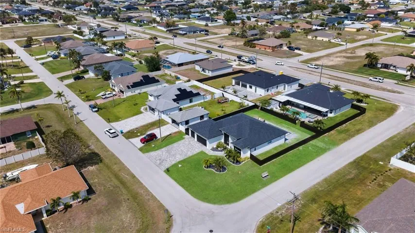 3009 Sw 16th Pl, Cape Coral, Florida 33914