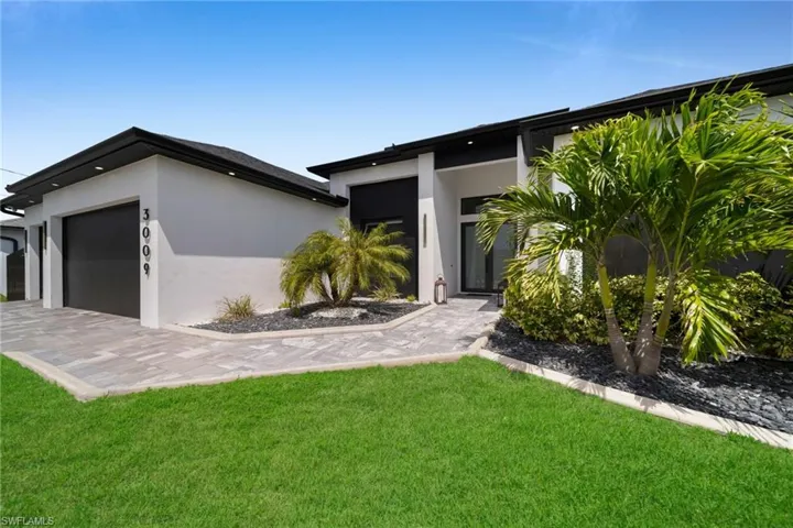 3009 Sw 16th Pl, Cape Coral, Florida 33914