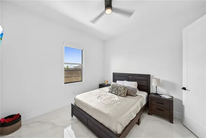3009 Sw 16th Pl, Cape Coral, Florida 33914