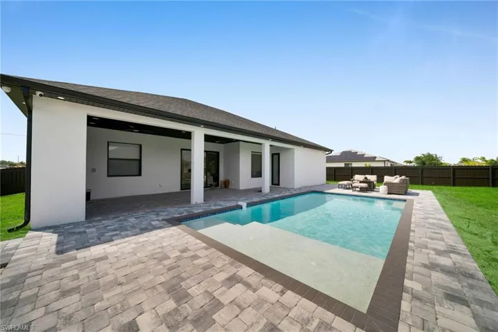 3009 Sw 16th Pl, Cape Coral, Florida 33914