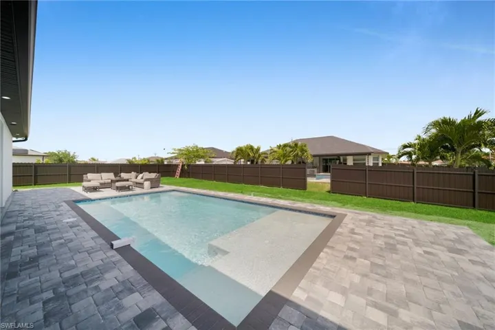 3009 Sw 16th Pl, Cape Coral, Florida 33914