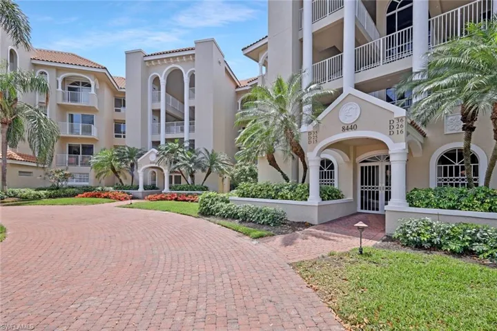 8440 Abbington Cir D25, Naples, Florida 34108