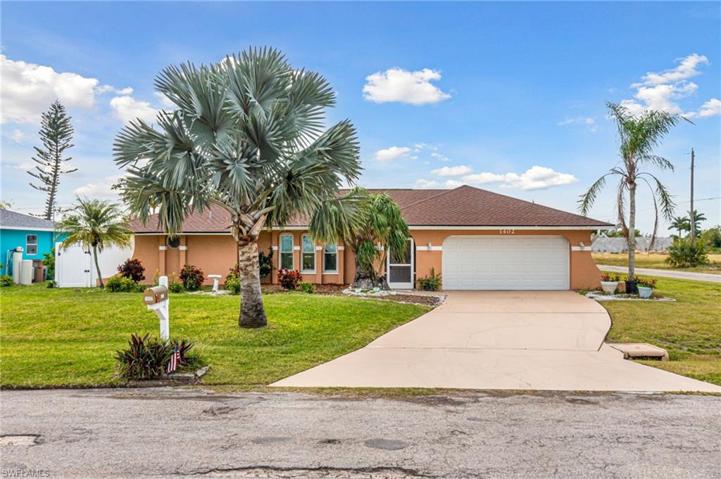 1402 NE 13th  TER, CAPE CORAL, FL 33909