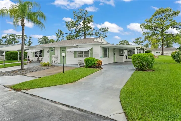 16 Dawn Flower Cir, Lehigh Acres, Florida 33936