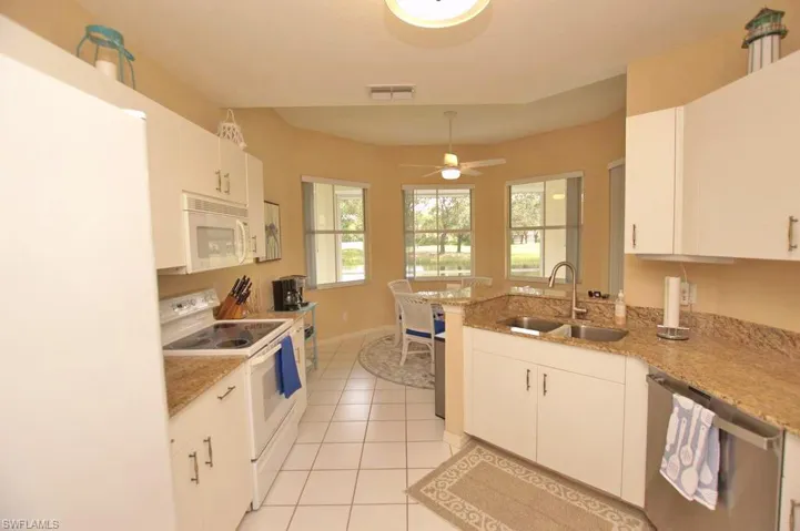 9111  Las Maderas  DR, Bonita Springs, FL 34135