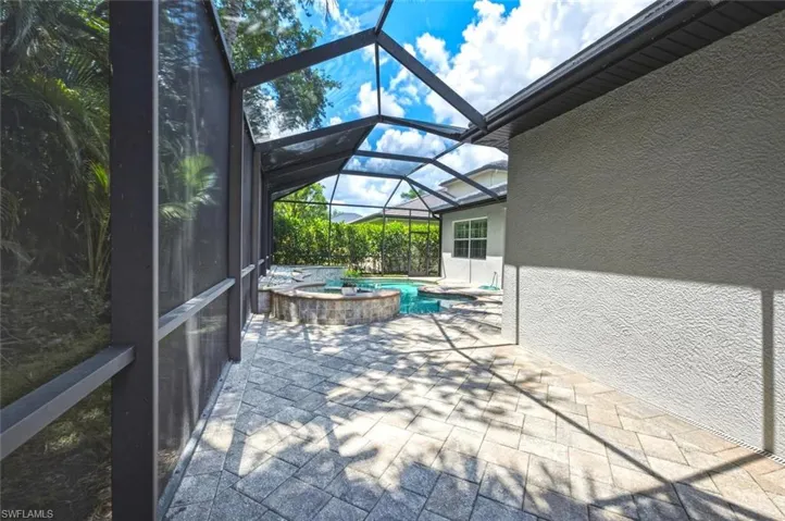 6853 Il Regalo Cir, Naples, Florida 34109