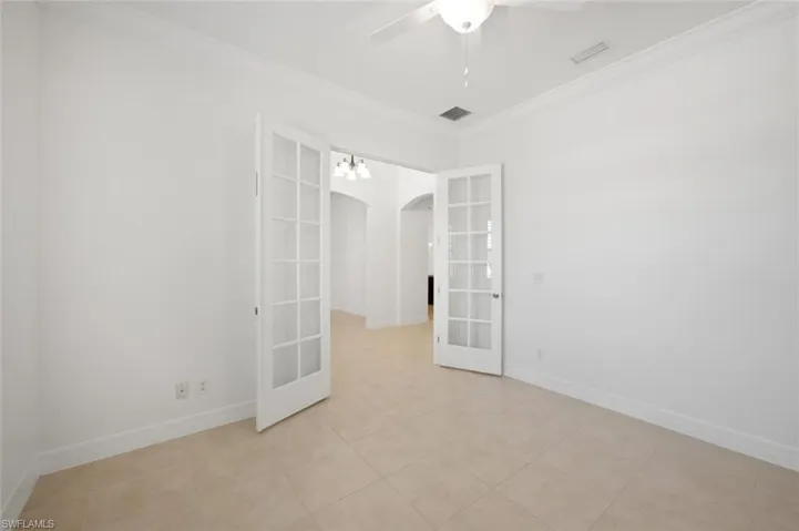 6853 Il Regalo Cir, Naples, Florida 34109