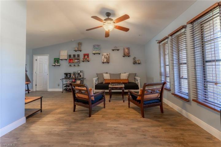 2107 NE 3rd TER, CAPE CORAL FL 33909