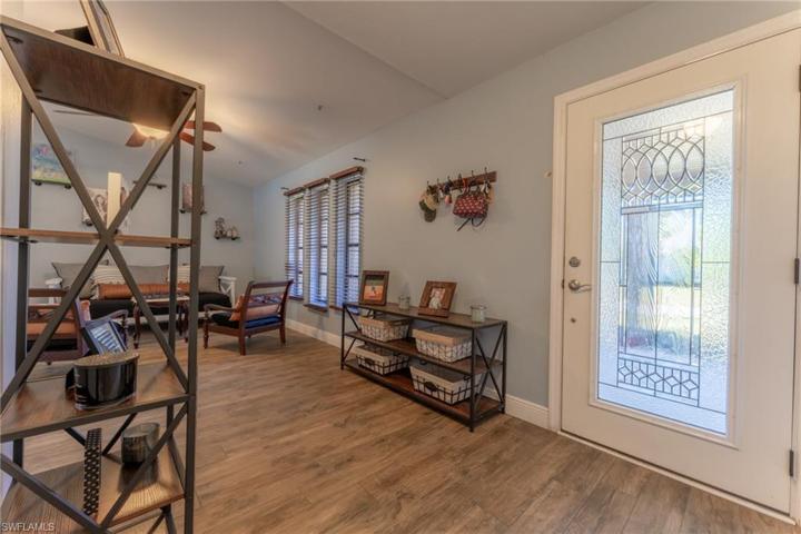 2107 NE 3rd TER, CAPE CORAL FL 33909
