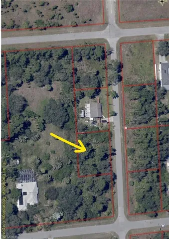 2404 E 9th St, Lehigh Acres Fl 33936