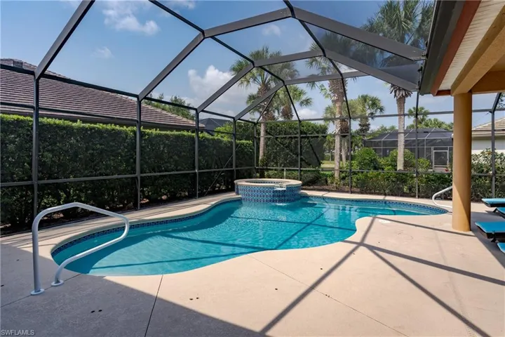 8754 Hideaway Harbor Ct, Naples, Florida 34120