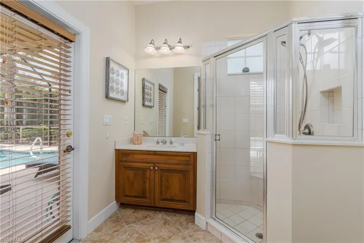 8754 Hideaway Harbor Ct, Naples, Florida 34120