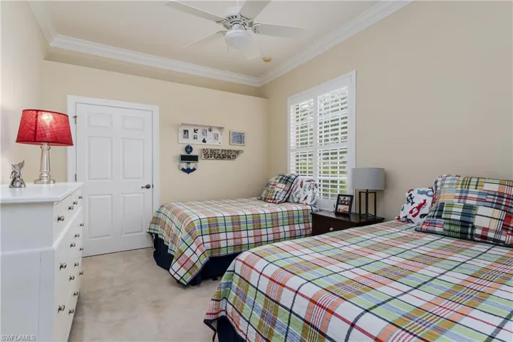 8754 Hideaway Harbor Ct, Naples, Florida 34120