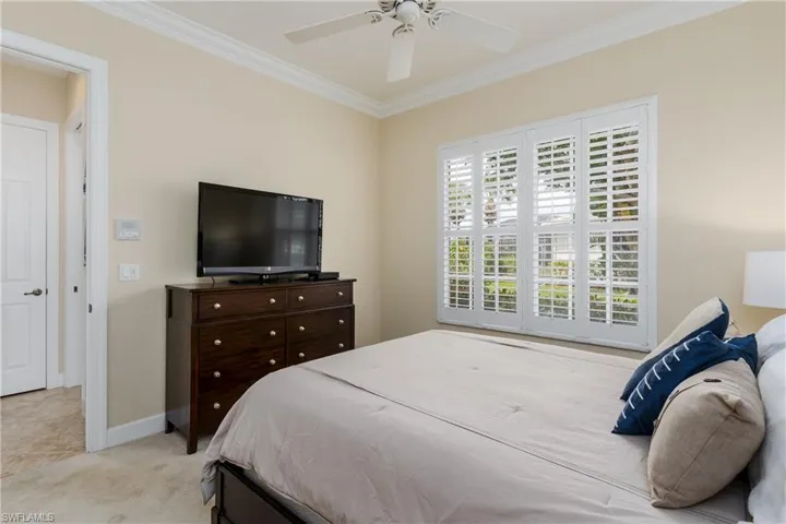8754 Hideaway Harbor Ct, Naples, Florida 34120