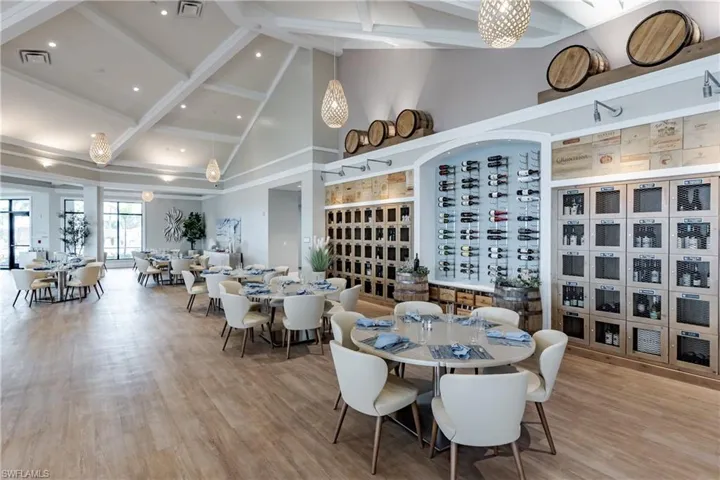 8754 Hideaway Harbor Ct, Naples, Florida 34120