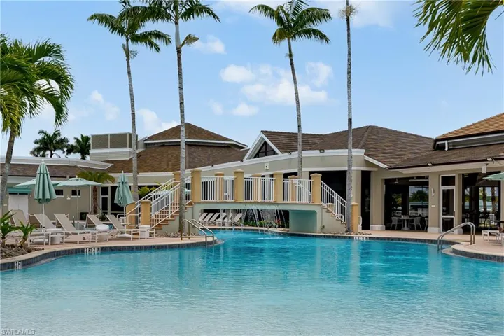 8754 Hideaway Harbor Ct, Naples, Florida 34120