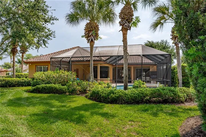 8754 Hideaway Harbor Ct, Naples, Florida 34120