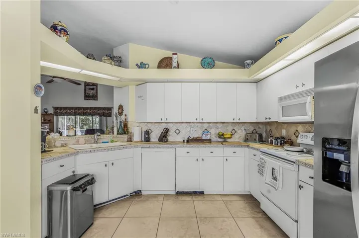 1409 Se 2nd Ter, Cape Coral, Florida 33990