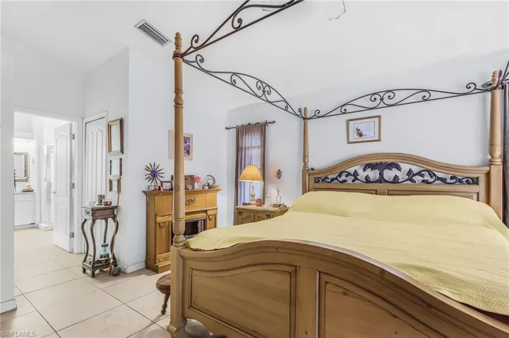 1409 Se 2nd Ter, Cape Coral, Florida 33990