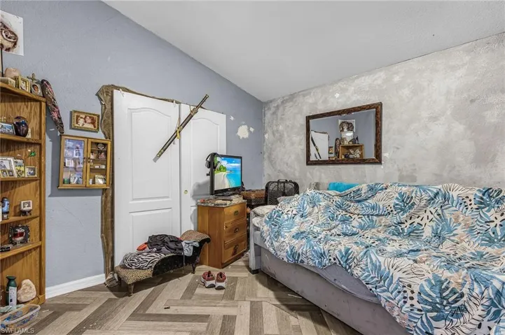 1409 Se 2nd Ter, Cape Coral, Florida 33990
