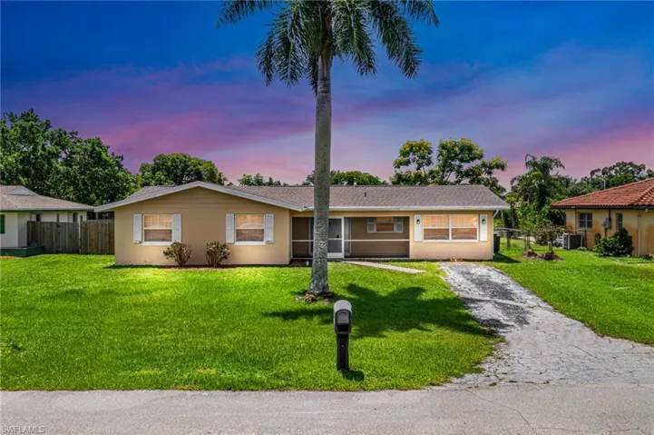 1662 S Mayfair Rd, Fort Myers Fl 33919