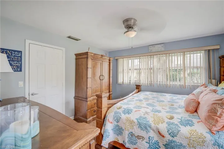 406 Glendale Ave, Lehigh Acres, Florida 33936