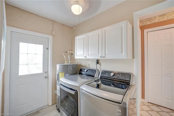 406 Glendale Ave, Lehigh Acres, Florida 33936