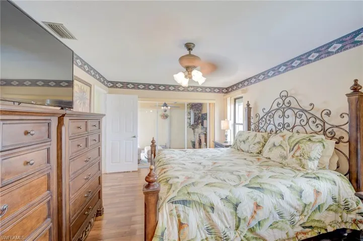 406 Glendale Ave, Lehigh Acres, Florida 33936