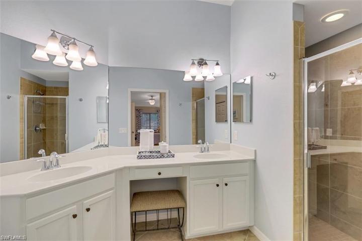 Master Bath - Duel Sinks